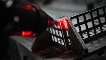 Krieg_Elektronik_Gehausebau_GmbH_Laserschweissen